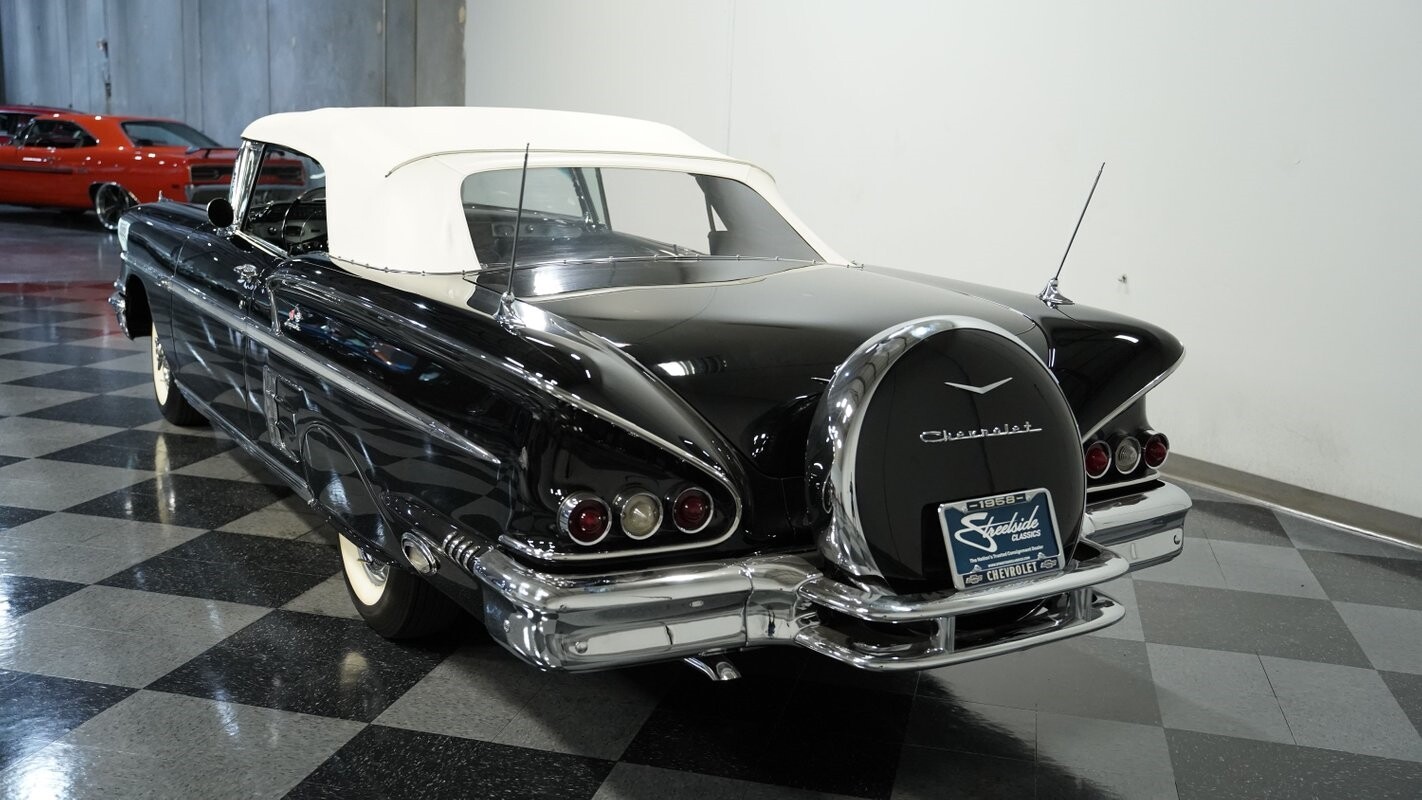 Chevrolet-Impala-1958-Convertible-8