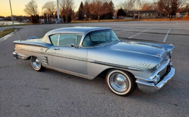 Chevrolet-Impala-1958-Other-11