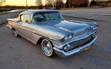 Chevrolet-Impala-1958-Other-12