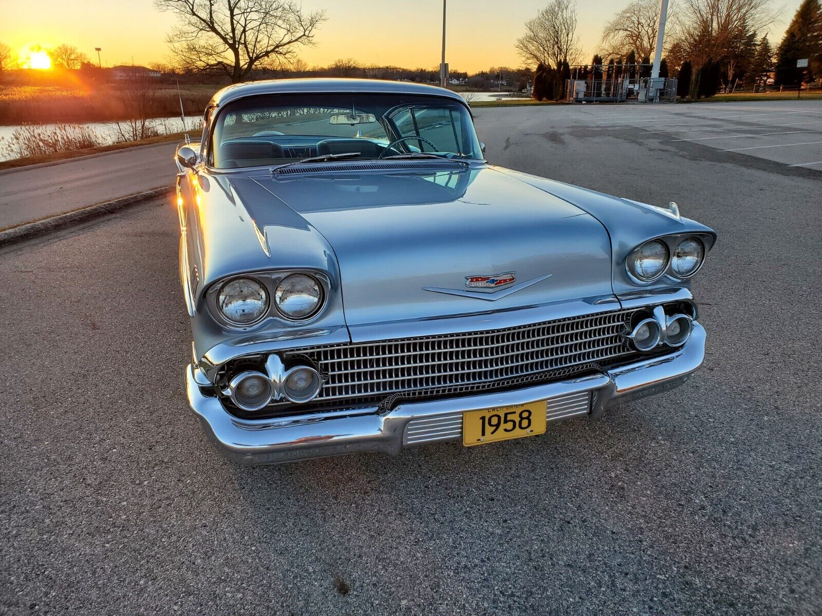Chevrolet-Impala-1958-Other-13
