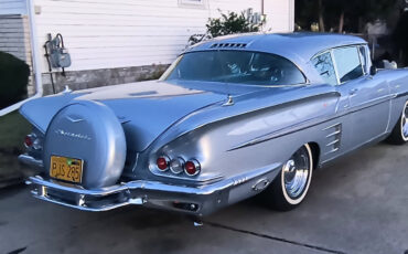 Chevrolet-Impala-1958-Other-2