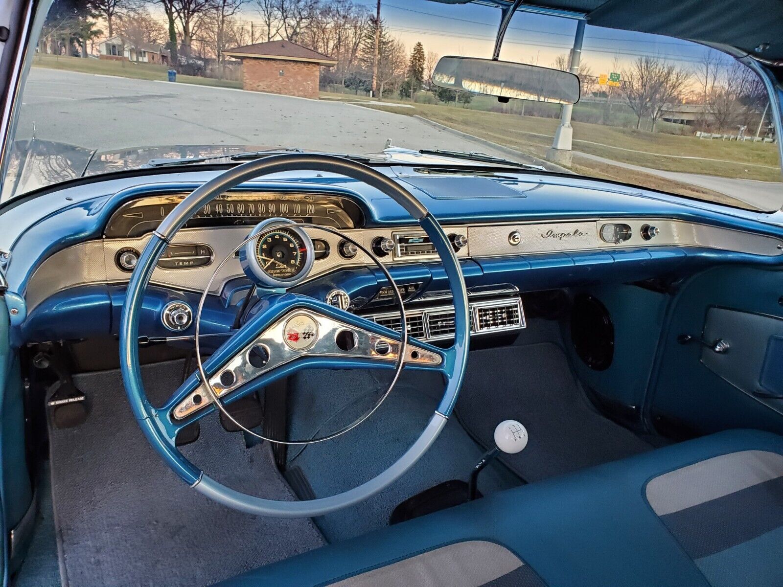 Chevrolet-Impala-1958-Other-31