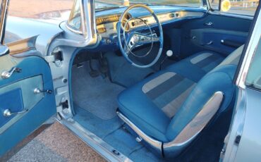 Chevrolet-Impala-1958-Other-32