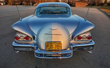 Chevrolet-Impala-1958-Other-6