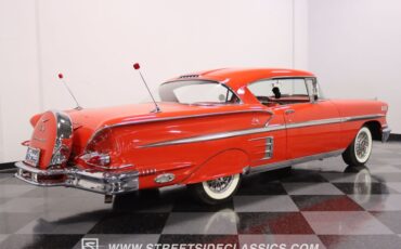Chevrolet-Impala-1958-Rio-Red-Black-Red-35