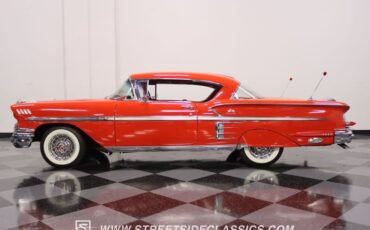 Chevrolet-Impala-1958-Rio-Red-Black-Red
