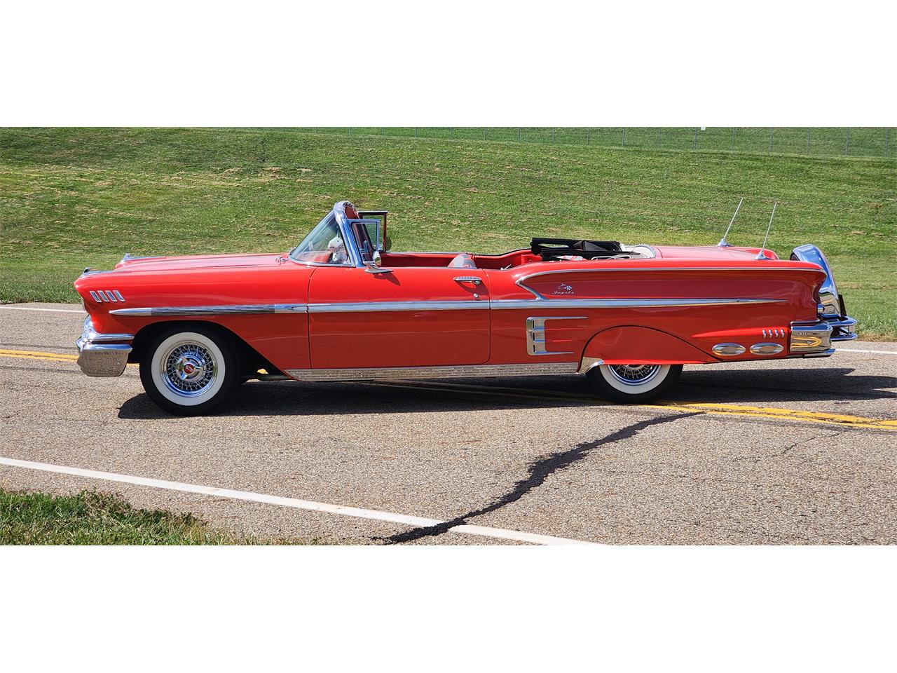 Chevrolet-Impala-1958-Rio-Red-Tri-color-1