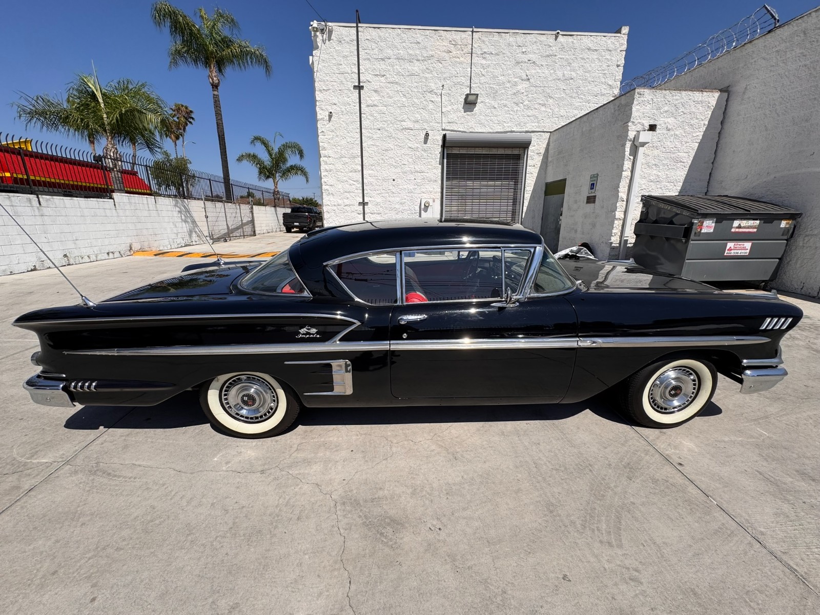 Chevrolet-Impala-1958-Sedan-1