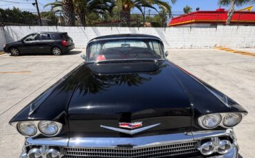 Chevrolet-Impala-1958-Sedan-2