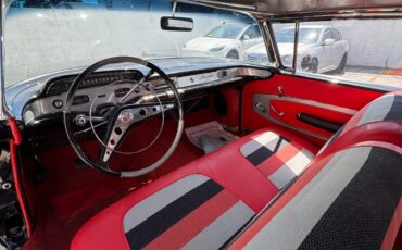 Chevrolet-Impala-1958-Sedan-22