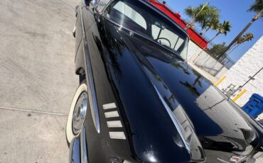 Chevrolet-Impala-1958-Sedan-3