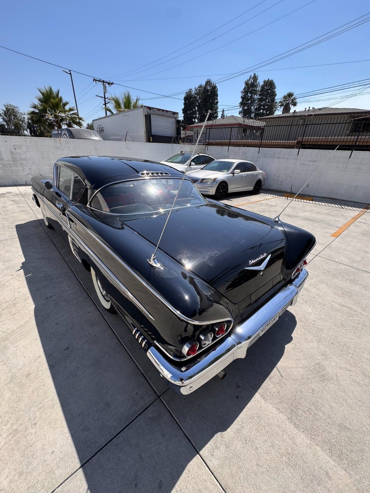 Chevrolet-Impala-1958-Sedan-6