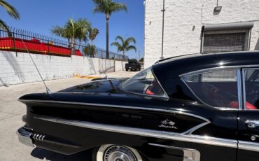 Chevrolet-Impala-1958-Sedan-8