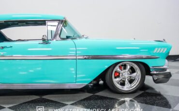 Chevrolet-Impala-1958-Tropic-Turquoise-Turquoise-24