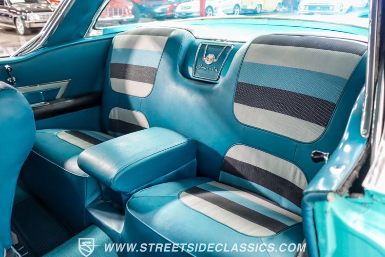 Chevrolet-Impala-1958-Tropic-Turquoise-Turquoise-38