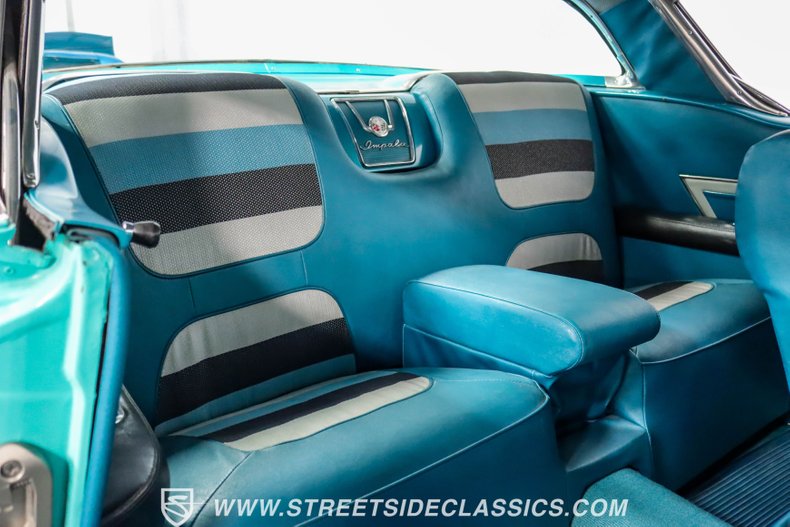 Chevrolet-Impala-1958-Tropic-Turquoise-Turquoise-39
