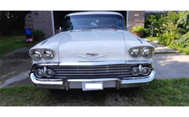 Chevrolet-Impala-1958-White-Red-white