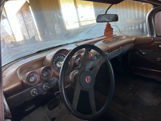Chevrolet-Impala-1960-10