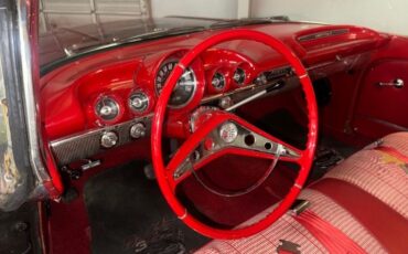 Chevrolet-Impala-1960-Black-Red-White-15