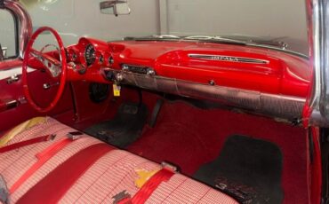 Chevrolet-Impala-1960-Black-Red-White-34