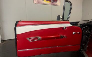 Chevrolet-Impala-1960-Black-Red-White-40