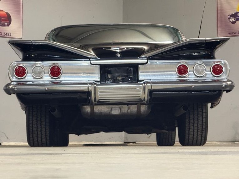 Chevrolet-Impala-1960-Black-Red-White-41