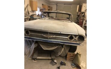 Chevrolet-Impala-1960-Dark-maroon-Primer