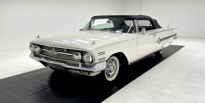 Chevrolet-Impala-1960-Ermine-White-Black-43