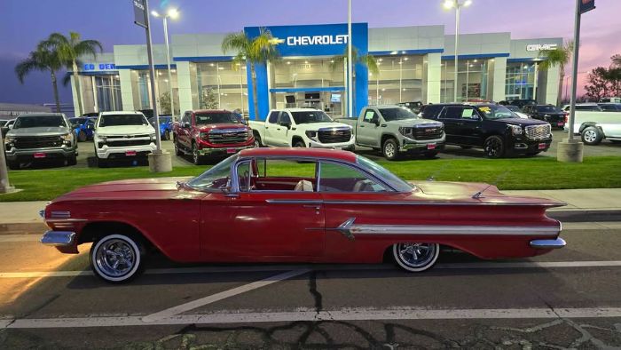 Chevrolet-Impala-1960-Red-Red-11