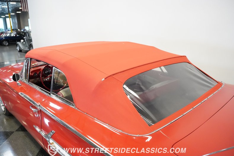 Chevrolet-Impala-1960-Red-Red-26