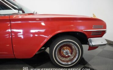 Chevrolet-Impala-1960-Red-Red-45