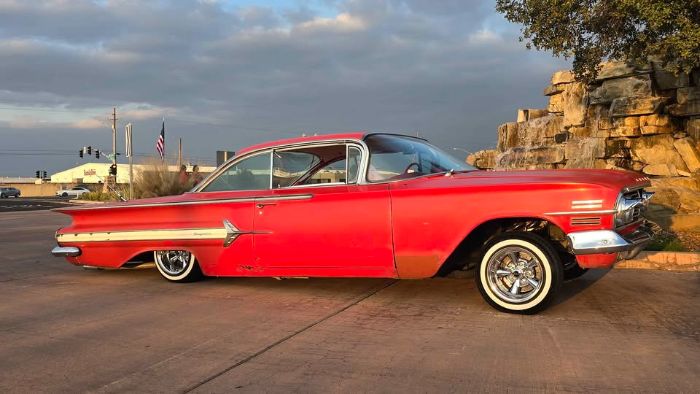 Chevrolet-Impala-1960-Red-Red-8