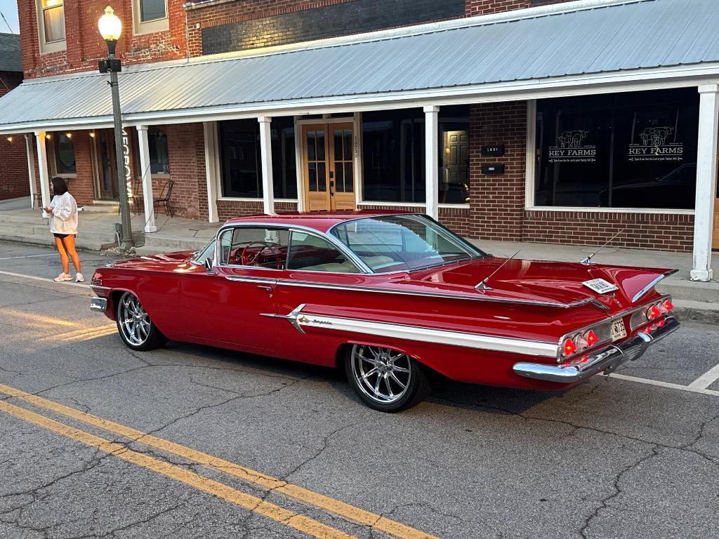 Chevrolet-Impala-1960-Red-Red-8