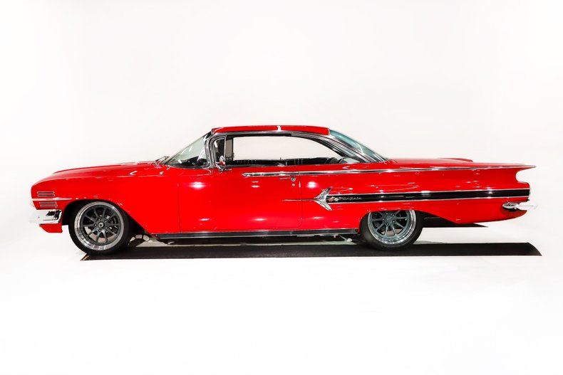Chevrolet-Impala-1960-Roman-Red-Black-ampamp-White-Ho-1