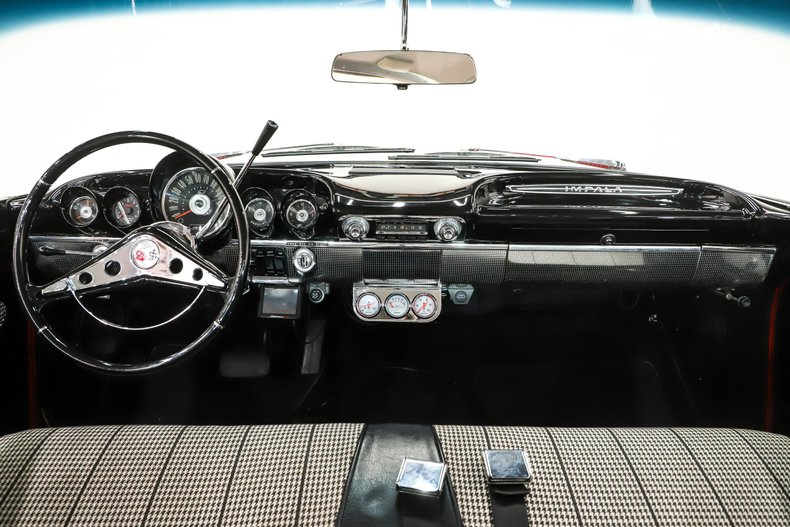 Chevrolet-Impala-1960-Roman-Red-Black-ampamp-White-Ho-26