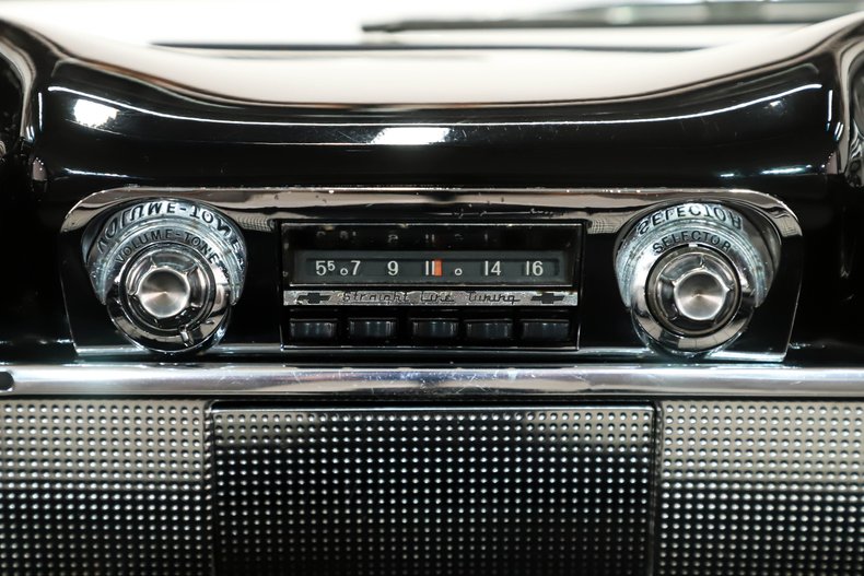 Chevrolet-Impala-1960-Roman-Red-Black-ampamp-White-Ho-27