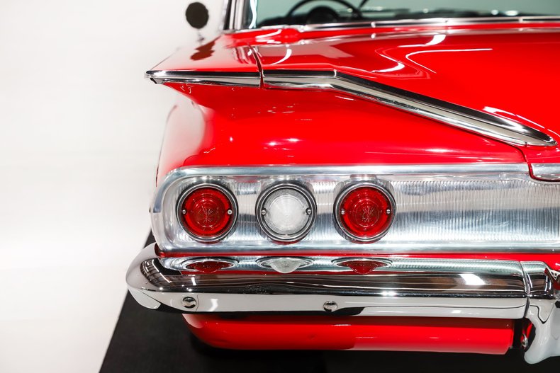 Chevrolet-Impala-1960-Roman-Red-Black-ampamp-White-Ho-34