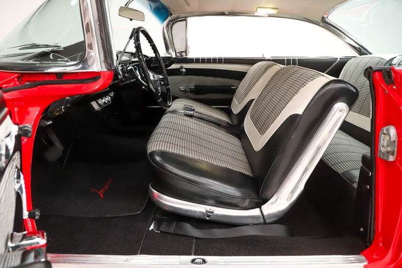 Chevrolet-Impala-1960-Roman-Red-Black-ampamp-White-Ho-35