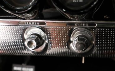 Chevrolet-Impala-1960-Roman-Red-Black-ampamp-White-Ho-36