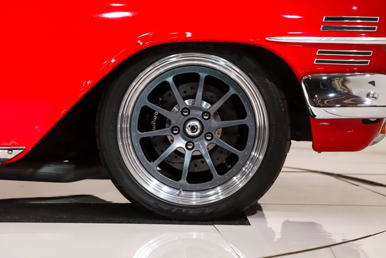 Chevrolet-Impala-1960-Roman-Red-Black-ampamp-White-Ho-47