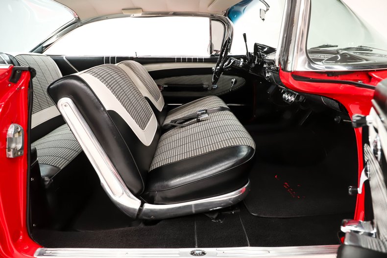 Chevrolet-Impala-1960-Roman-Red-Black-ampamp-White-Ho-48