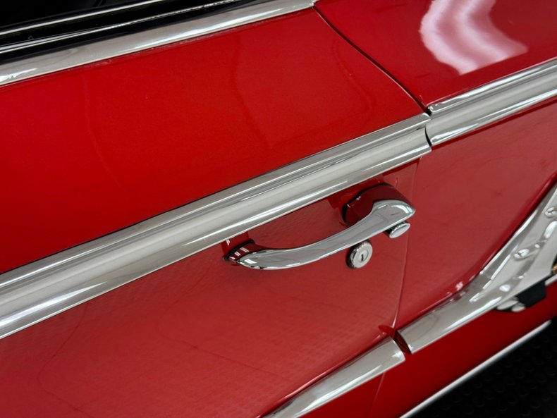 Chevrolet-Impala-1960-Roman-Red-Red-Houndstooth-16