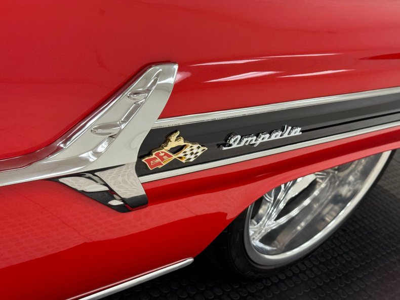 Chevrolet-Impala-1960-Roman-Red-Red-Houndstooth-21