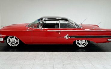Chevrolet-Impala-1960-Roman-Red-Red-Houndstooth