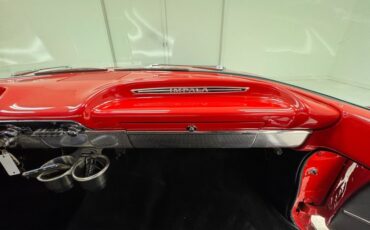 Chevrolet-Impala-1960-Roman-Red-Red-Houndstooth-40