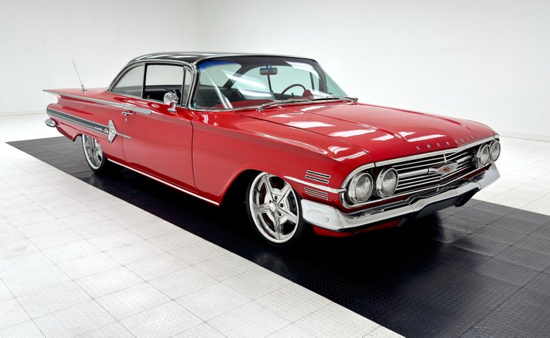 Chevrolet-Impala-1960-Roman-Red-Red-Houndstooth-8