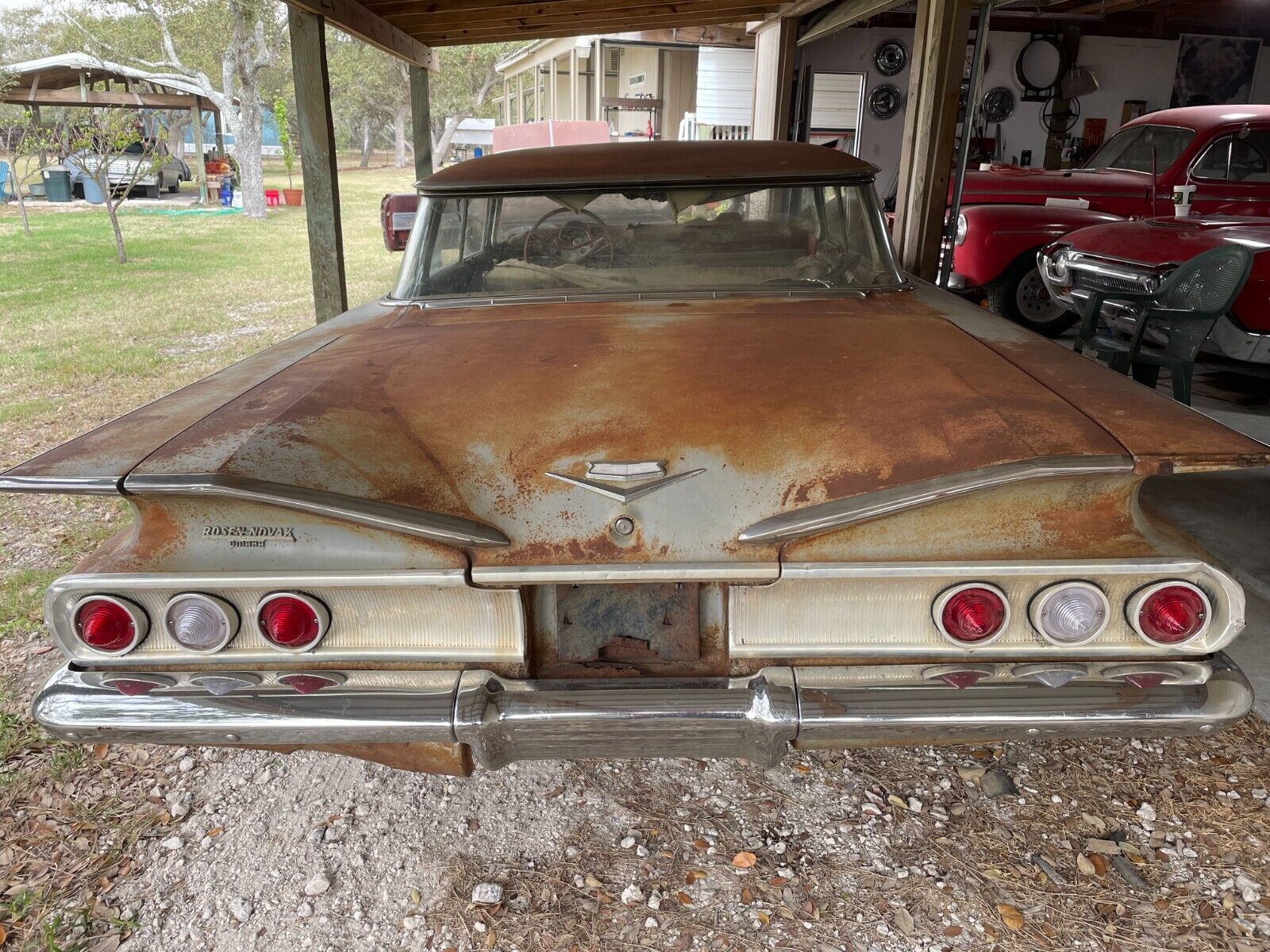 Chevrolet-Impala-1960-Sedan-1