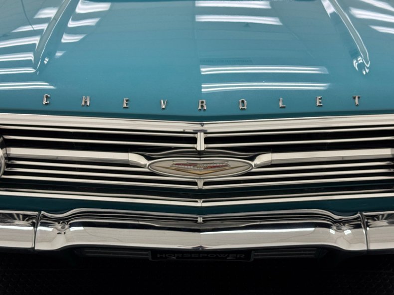 Chevrolet-Impala-1960-Tasco-Turquoise-Turquoise-3