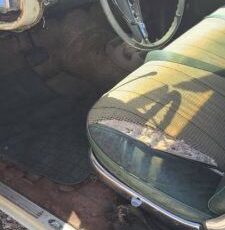 Chevrolet-Impala-1960-White-10