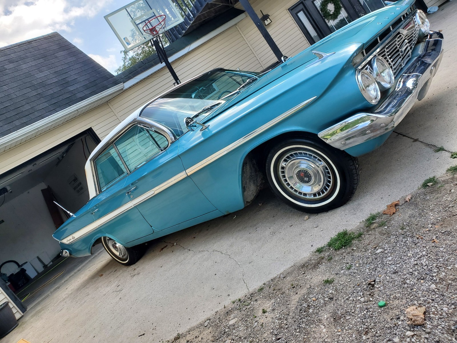 Chevrolet-Impala-1961-1